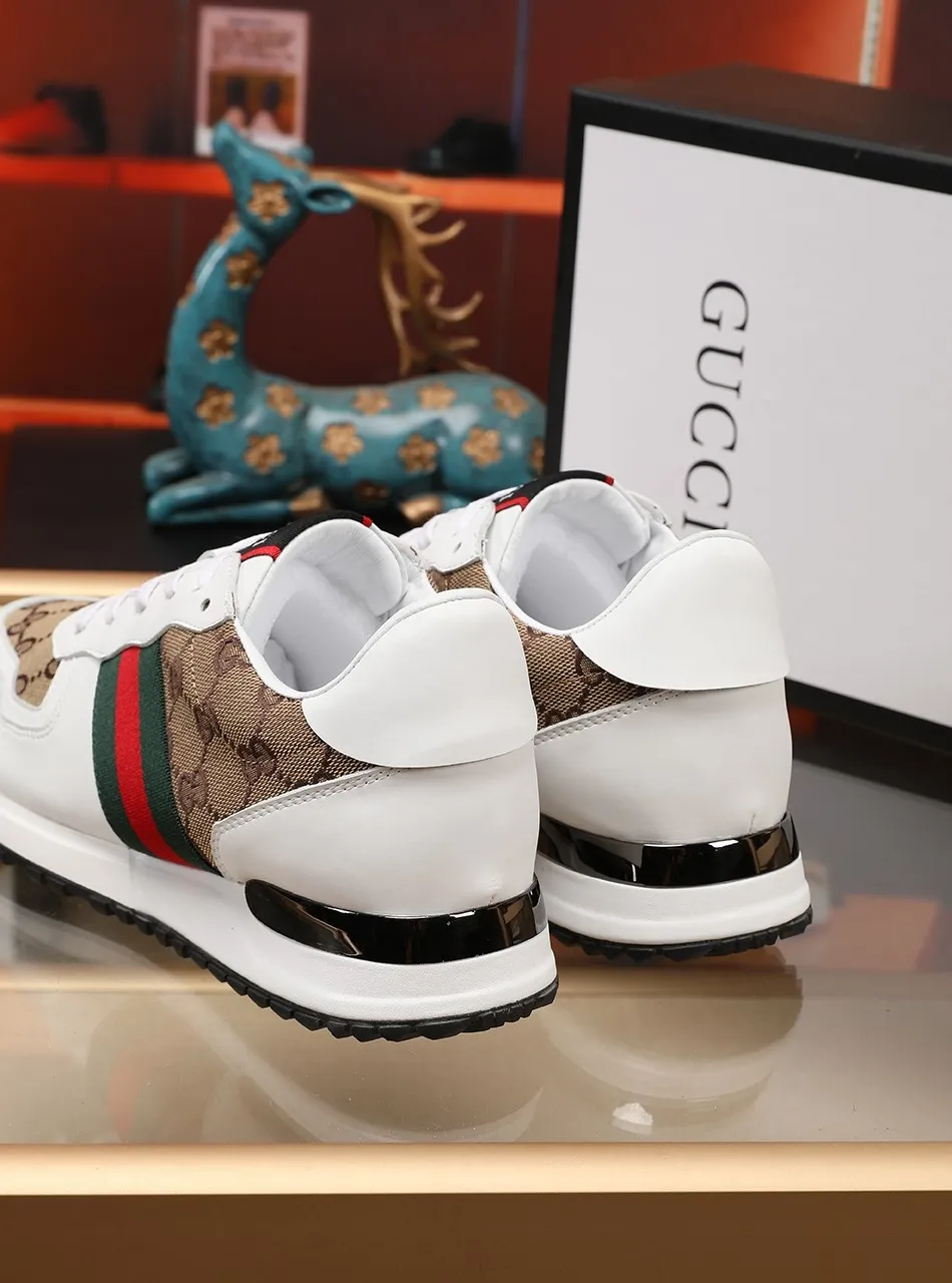 Factory price: 400💰"GUCCI"⚠️⚠️Top purchasing agent🔍🔍Sold simultaneously at men's HK counters. Sole: The original sole is specially provided by the original factory. The exclusive movable molded sole is super comfortable. The original factory follows the order. 🔍🔍High quality. 💪Details determine the quality. We only make shoes with our heart. You can enter and leave the counter at will. You are welcome to compare. Two colors are available. Size: 38-44, customized 45